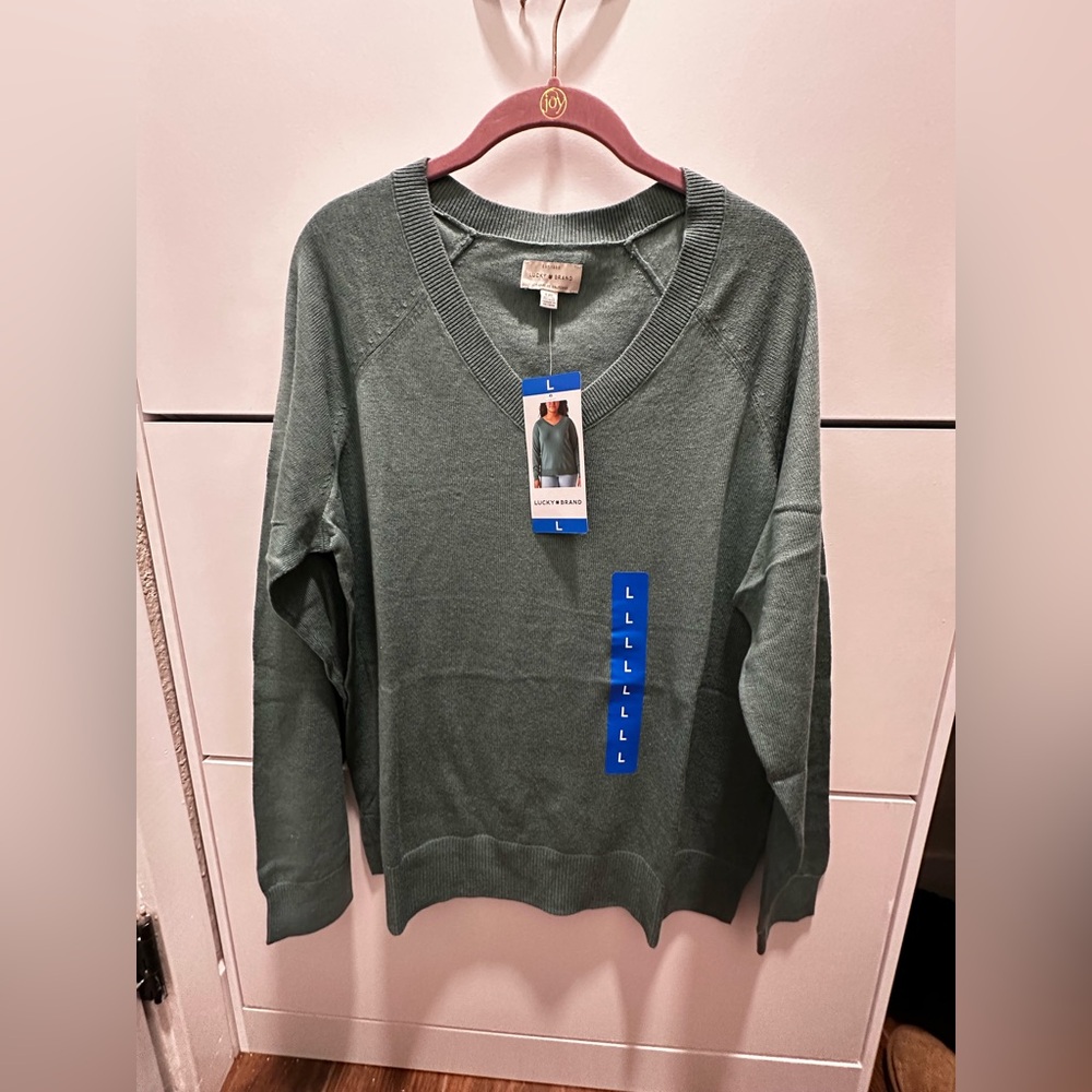 Lucky brand V neck Long Sleeve  shirts, color Sea Pine